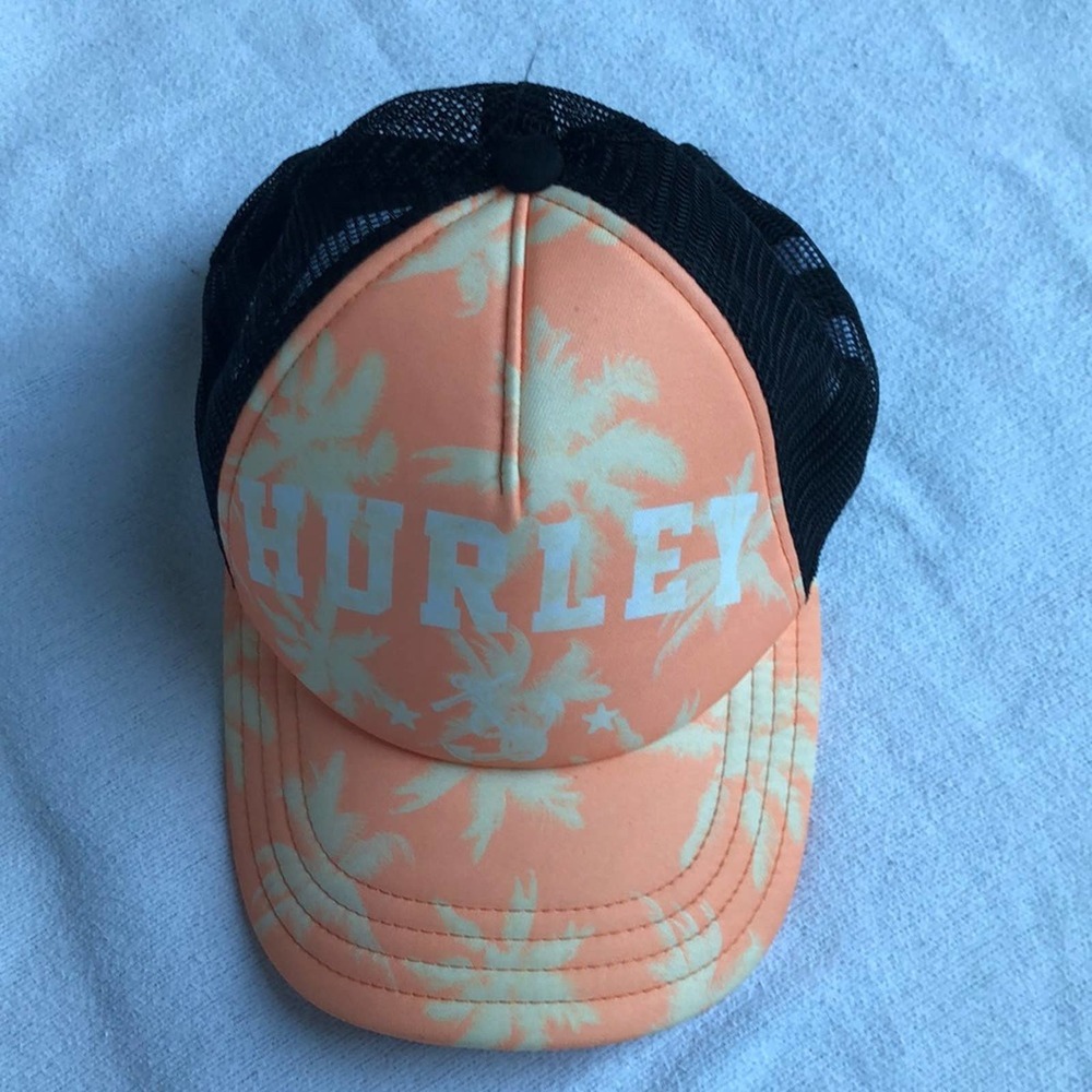 Men’s Hurley orange and black mesh baseball hat.